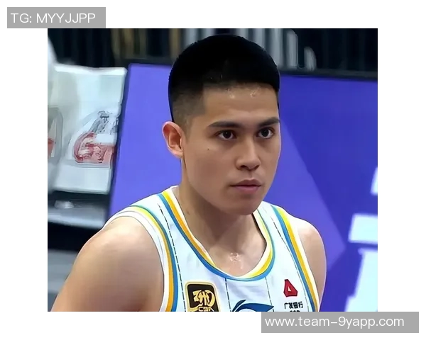 周琦成功恢复腰伤重返球队陈盈骏回京接受治疗备战新赛季