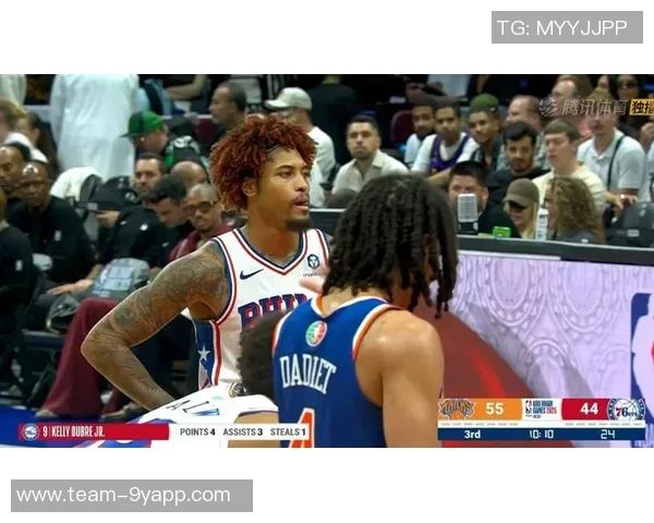 季前赛首战尼克斯半场领先76人10分马克西与唐斯表现抢眼